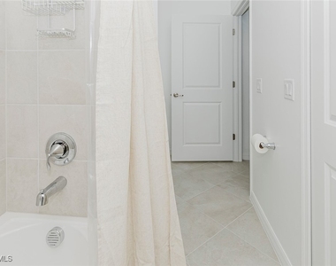 5555 Double Eagle Circle - Photo Thumbnail 21