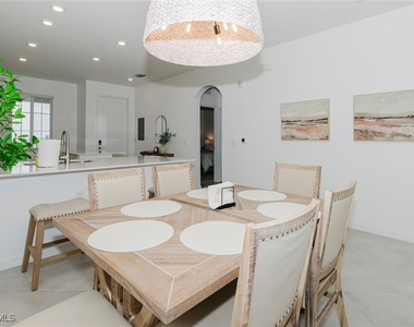 5555 Double Eagle Circle - Photo Thumbnail 9