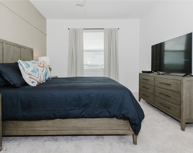 5555 Double Eagle Circle - Photo Thumbnail 14