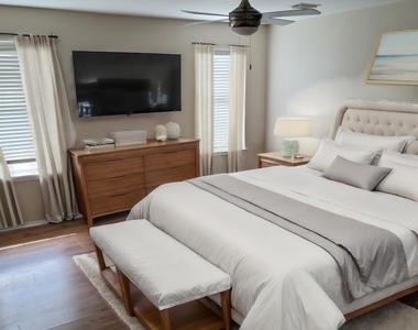 7915 Summerfern Court - Photo Thumbnail 16