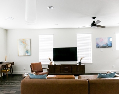 5203 Burress Springs Lane - Photo Thumbnail 16