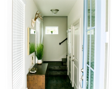 5203 Burress Springs Lane - Photo Thumbnail 7