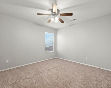7606 Hillsdale Park Court - Photo Thumbnail 15