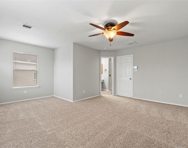 7606 Hillsdale Park Court - Photo Thumbnail 10