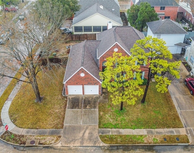 7603 Quintero Drive - Photo Thumbnail 7