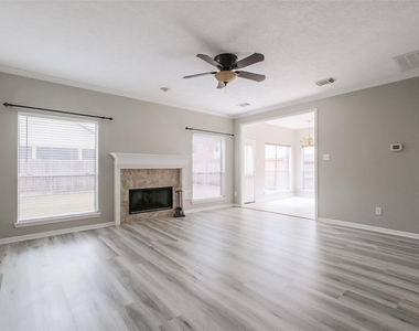 7603 Quintero Drive - Photo Thumbnail 10