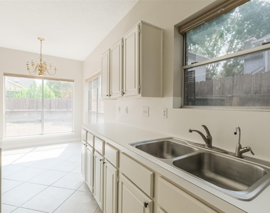 7603 Quintero Drive - Photo Thumbnail 16