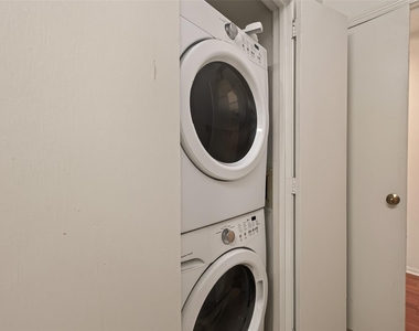 2211 S Braeswood Boulevard - Photo Thumbnail 13