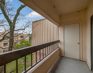 2211 S Braeswood Boulevard - Photo Thumbnail 27