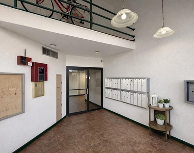 2822 S Bartell Drive - Photo Thumbnail 21