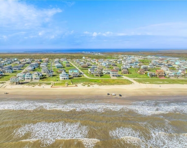986 Bahama Drive - Photo Thumbnail 31