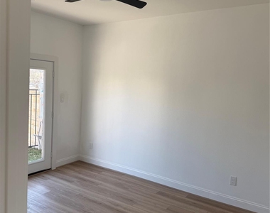 6350 Culberson Street - Photo Thumbnail 5