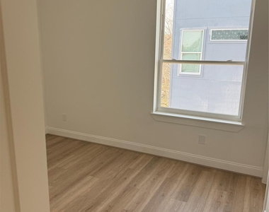 6350 Culberson Street - Photo Thumbnail 21