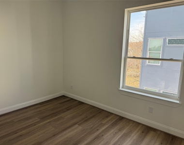 6350 Culberson Street - Photo Thumbnail 22