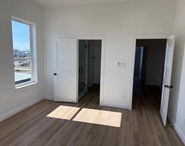 6350 Culberson Street - Photo Thumbnail 29