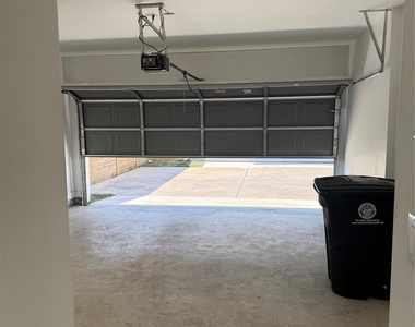 6350 Culberson Street - Photo Thumbnail 10