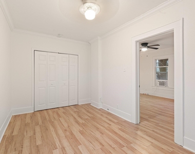 4728 Avenue R 1/2 - Photo Thumbnail 9