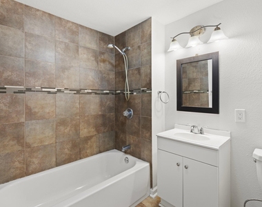 4728 Avenue R 1/2 - Photo Thumbnail 15