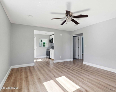 1610 Craig Avenue - Photo Thumbnail 8