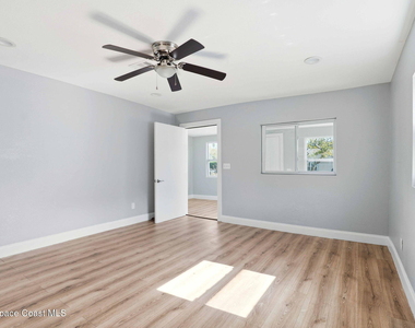 1610 Craig Avenue - Photo Thumbnail 4