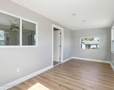 1610 Craig Avenue - Photo Thumbnail 2