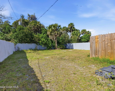 1610 Craig Avenue - Photo Thumbnail 18