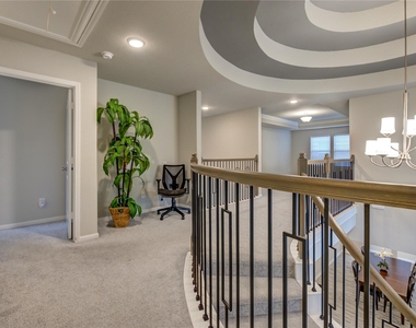 2727 Camellia Avenue - Photo Thumbnail 30