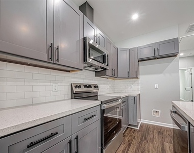7234 Saint Augustine Street - Photo Thumbnail 10