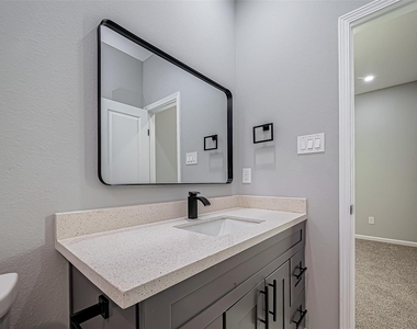 7234 Saint Augustine Street - Photo Thumbnail 17