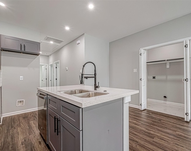 7234 Saint Augustine Street - Photo Thumbnail 11