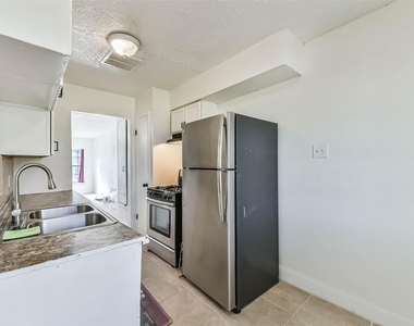 11411 Murr Way - Photo Thumbnail 18