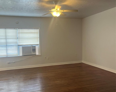5537 Bataan Road - Photo Thumbnail 5