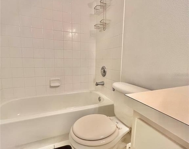 1211 Kennewick Court - Photo Thumbnail 23
