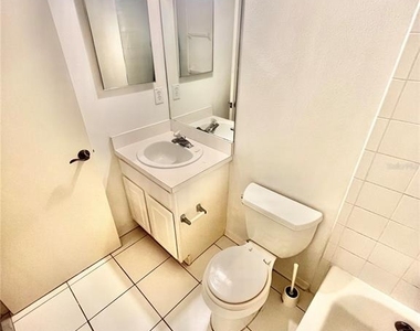 1211 Kennewick Court - Photo Thumbnail 16