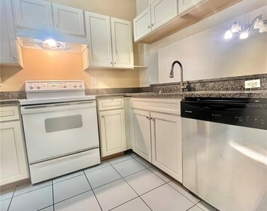 1211 Kennewick Court - Photo Thumbnail 4