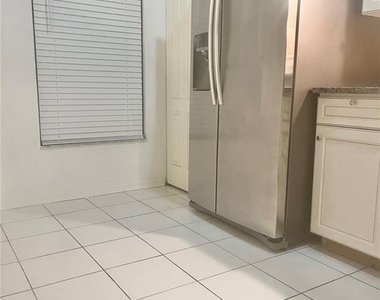 1211 Kennewick Court - Photo Thumbnail 6