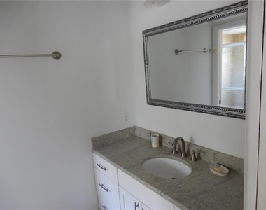 853 2nd Avenue S - Photo Thumbnail 7