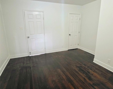 1552 Lombardy Street - Photo Thumbnail 4