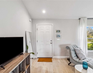 6771 Topeka Lane - Photo Thumbnail 23