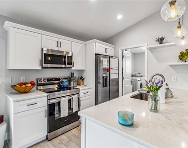 6771 Topeka Lane - Photo Thumbnail 9