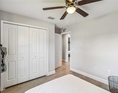 6771 Topeka Lane - Photo Thumbnail 19