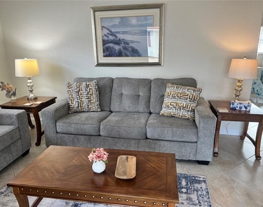 6154 Midnight Pass Road - Photo Thumbnail 6