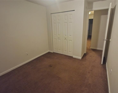 11710 Wesson Circle W - Photo Thumbnail 28