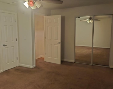 11710 Wesson Circle W - Photo Thumbnail 18