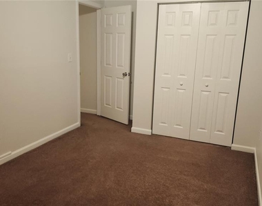 11710 Wesson Circle W - Photo Thumbnail 26