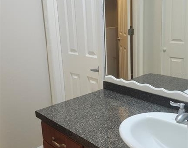 11710 Wesson Circle W - Photo Thumbnail 22