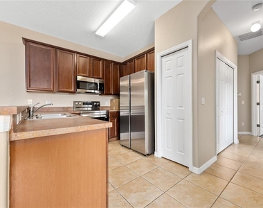 7531 Pellham Way - Photo Thumbnail 7
