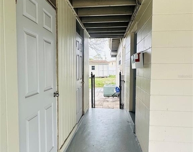 6033 Balboa Drive - Photo Thumbnail 18