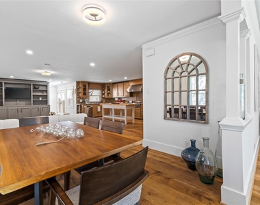 3902 Colquitt Street - Photo Thumbnail 10