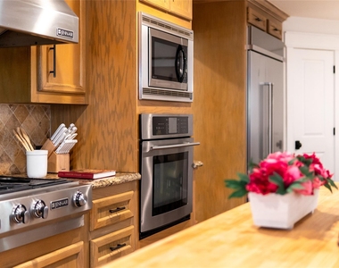 3902 Colquitt Street - Photo Thumbnail 14